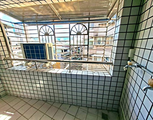 永安市場❣️2房租補入籍免爬梯陽台曬衣台電新冷氣對外窗採光通 - Image 3