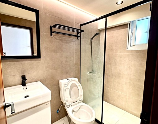 近中路、愛買、武陵高中✨精緻裝潢美宅✨可雙租補｜獨洗｜陽台 - Image 9