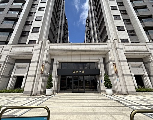 萬隆社宅中壢區民族路六段2房車 - Image 1