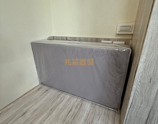 兆基🏡小資套房.包水.近成大市區車站 - Image 2