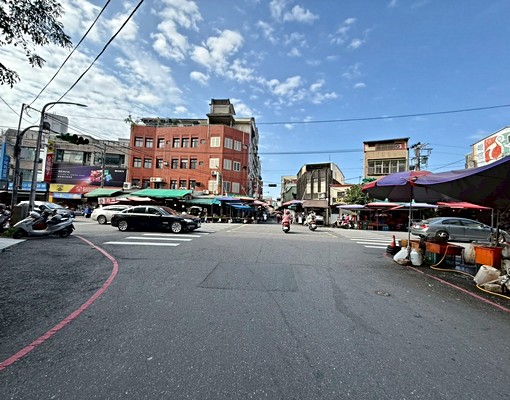 羅東南門市場平面車位2房公寓三樓 - Image 2