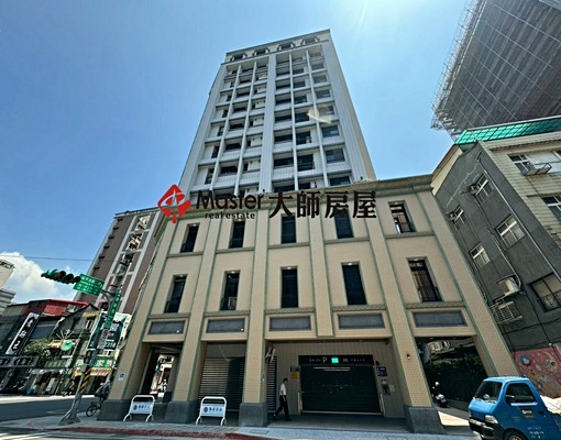 🍎大橋頭🍎全新美妝三房車 - Image 1