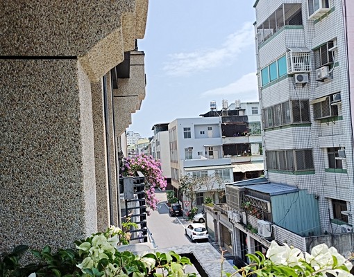月租長租短租都可花蓮火車站前.前站 - Image 8