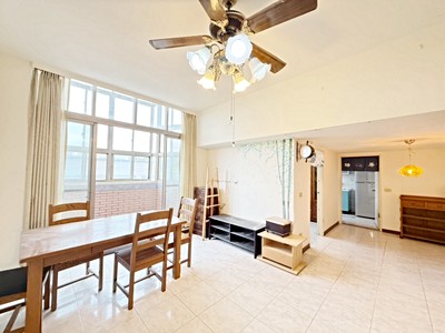 (獨家專賣)近市區百年潛龍堡電梯三房