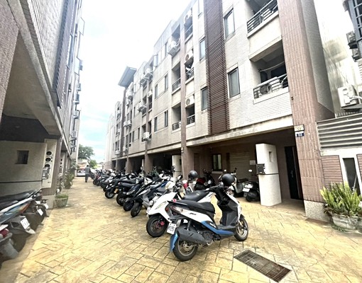 最後一間沙鹿可租補、陽台、網路、第四台、獨洗曬一房一廳 - Image 2