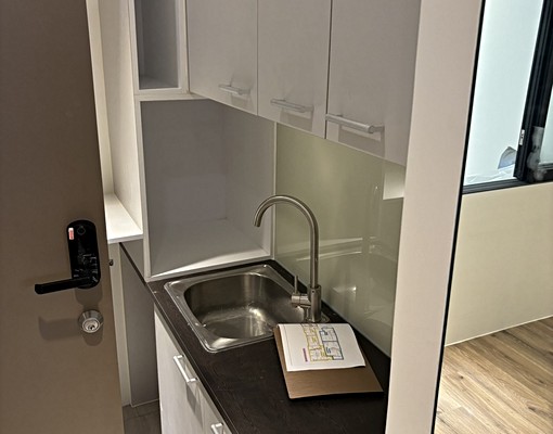 🏡南屯東興東街|全新裝潢電梯套房|全新家電可租補 - Image 2