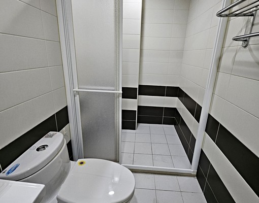 特區住辦~格局方正,室內使用空間大 - Image 13