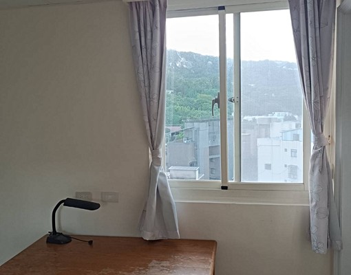 溫馨套房,有陽台,近百貨,學校 - Image 3