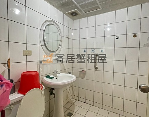 寄居蟹社會住宅🏠可租補有陽台電梯獨立大套房 - Image 4