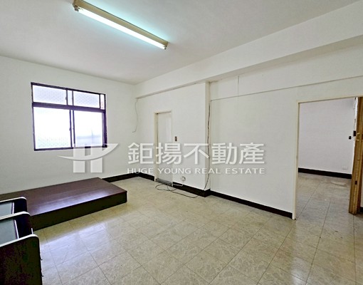 新莊國中優質3房/採光明亮/近廟街夜市/近捷運 - Image 1
