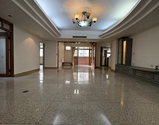 頂溪步行5分信義豪邸大戶3廳4房 - Image 2