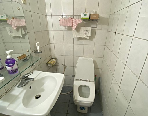 嶺東文山國小楓康/巷內大面寬店面1~2樓三房可營登可停三台車 - Image 6