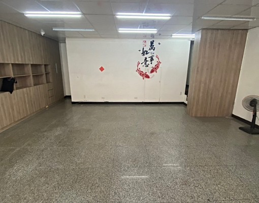嶺東文山國小楓康/巷內大面寬店面1~2樓三房可營登可停三台車 - Image 5