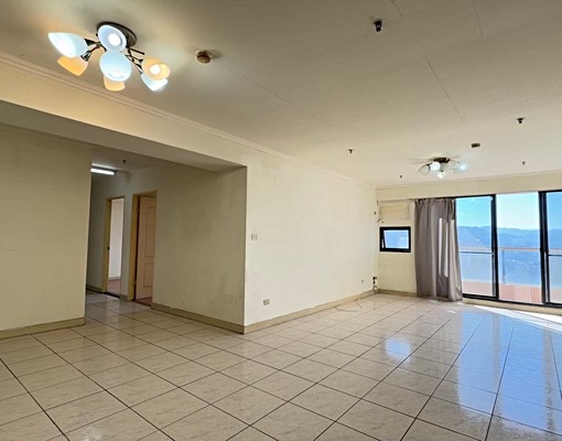 汐止靠近東湖日月光社區高樓美景四房空間大 - Image 5