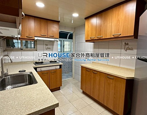 MRT中山國小|全新裝潢|正三房靜巷景觀 - Image 13