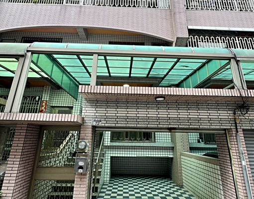 南京路車庫別墅🔸4房/整層大主臥/大露臺/近興嘉公園 - Image 1