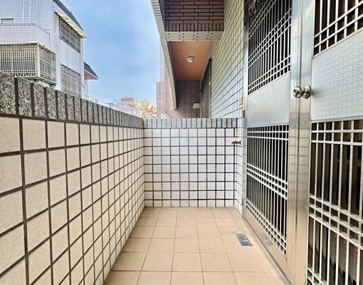 南京路車庫別墅🔸4房/整層大主臥/大露臺/近興嘉公園 - Image 14