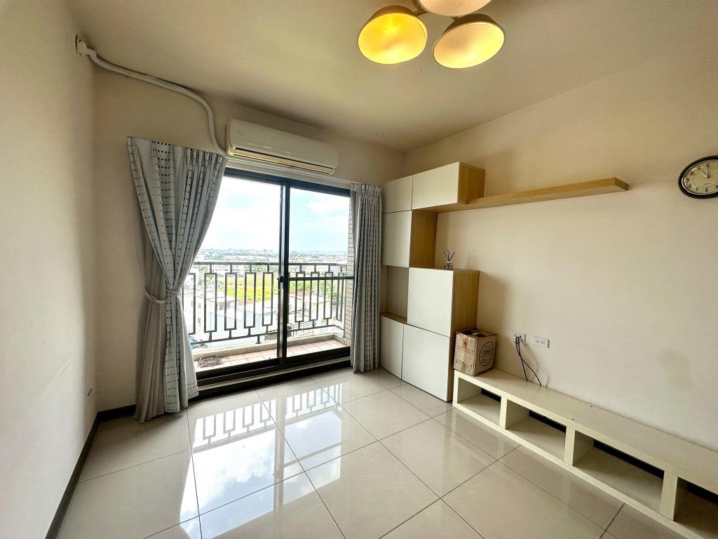 達哥嚴選~桃園區龍山國小優質兩房車