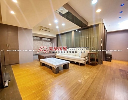 美樂*忠孝敦化站*東區商圈*大安平面兩房*家具齊*機能佳 - Image 1