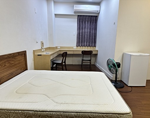 台南東區勝利路套房近成大採光通風佳 - Image 1