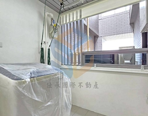 【空屋３房，頂樓景觀，租補入籍，含車位】 - Image 11