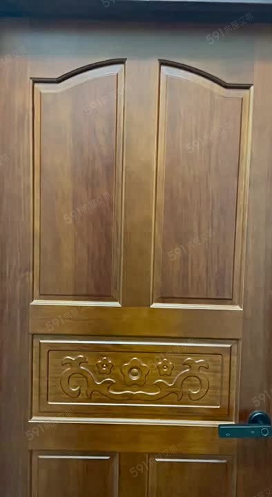 四平街透天全新整修，套房出租 - Image 1