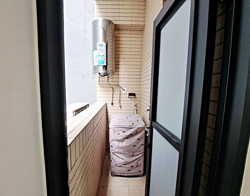 光華商圈全新電梯套房 - Image 4