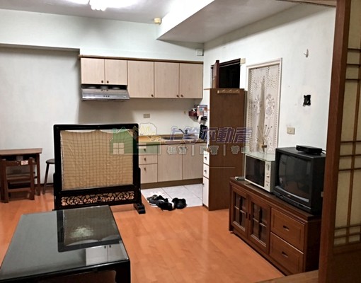 棒球場遠百商圈大套房有個人陽台有廚房 - Image 3