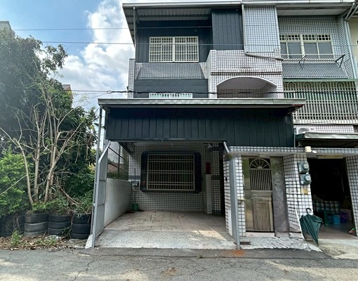 美濃面對公園幽靜透天 - Image 1
