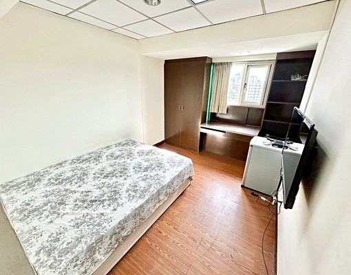 ✨電梯美屋✨租屋補助✨逢甲商圈✨採光佳✨秒殺物件✨ - Image 1