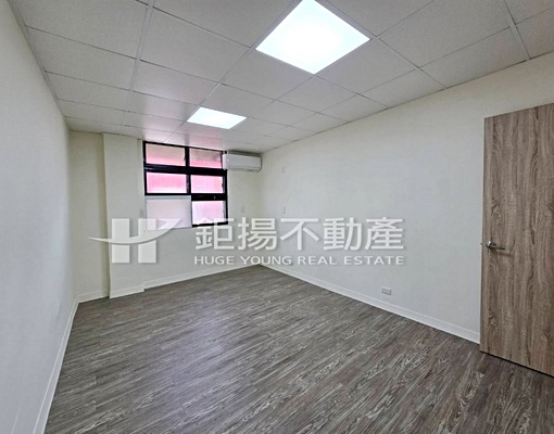 河濱公園旁優美三房/全新冷氣/屋況佳/工作室可/謝絕包租代管 - Image 5