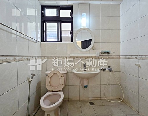 河濱公園旁優美三房/全新冷氣/屋況佳/工作室可/謝絕包租代管 - Image 7