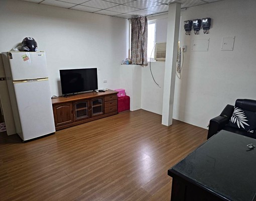 中華路忠孝國小旁溫馨住家 - Image 9