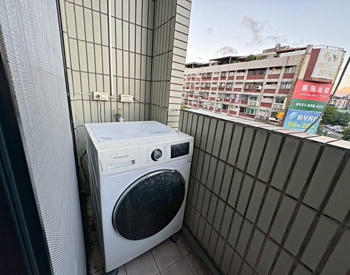 文德❣️台水電、衛浴窗/有浴缸、有垃圾代收、家具齊【共生宅】 - Image 11