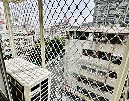 近篤行國小#超值採光電梯套房#可租補#台水電#附流理台 - Image 9