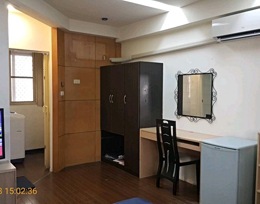 建工路高醫高科大獨立陽台電梯大套房 - Image 1
