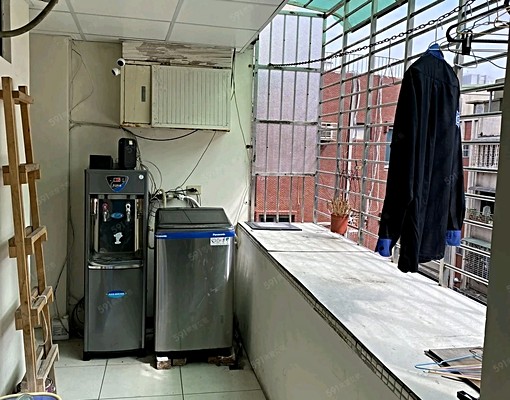 近三民高中站小資族溫馨採光佳獨立單人套房大空間可代收垃圾 - Image 3
