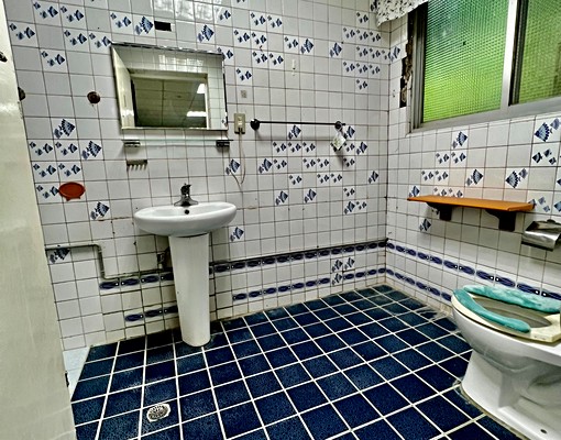 新烏路三段大坪數四面採光透天住家 - Image 8