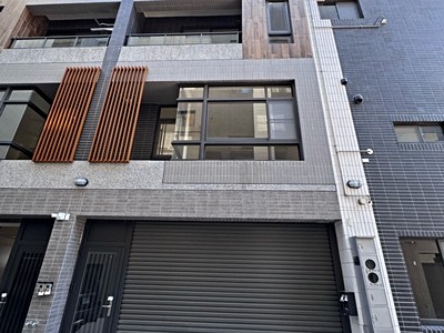 ｜那山2｜金獅重劃區全新電梯別墅
