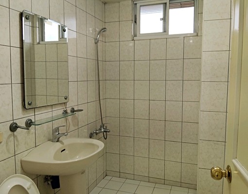 新莊電梯大三房加平面車位 - Image 10