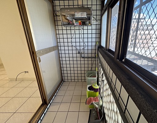 五泰秀秀✨方圓佰里電梯大兩房✨可申請租屋補貼✨免仲介費 - Image 7