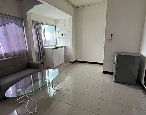 新埔站3分鐘近學校市場生活機能佳 - 591租屋網 - Image 1