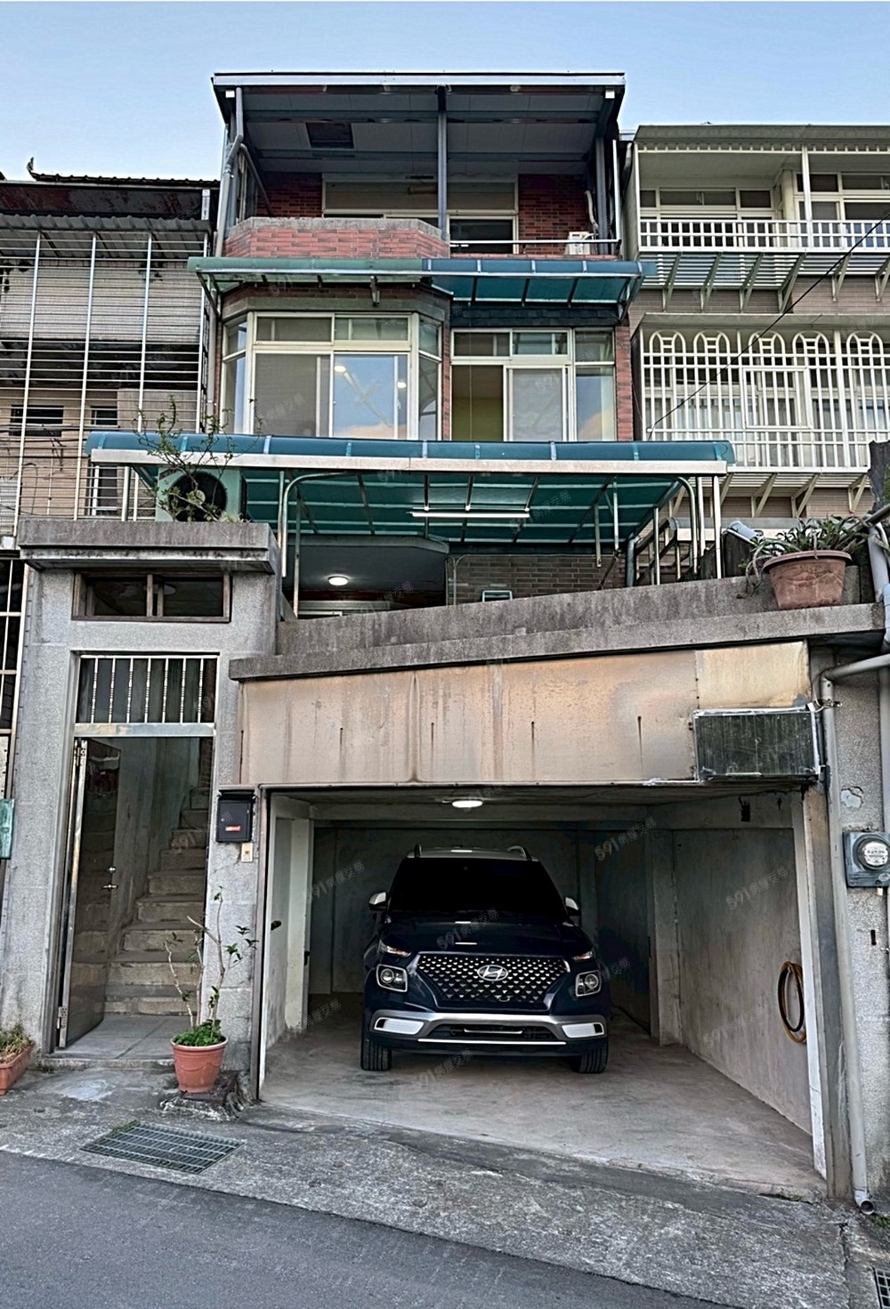 社宅租補💰鄰雙城輕軌🚉獨棟精緻美透天 - Image 1