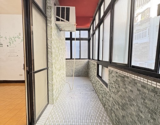頂溪站✅限家庭❤️公寓二樓3房(住商小宥) - Image 4