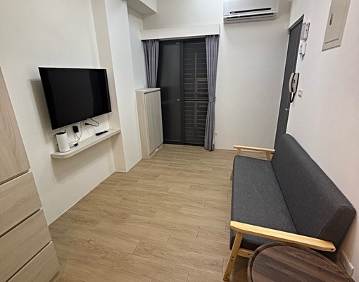 市府站、全新獨立門戶,陽台可炊,採光通風 - Image 6