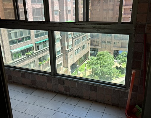 大香港有車位獨立套房 - Image 2