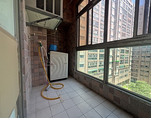 大香港有車位獨立套房 - Image 6