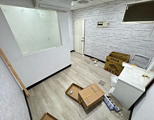 小巨蛋站可貓共用洗衣機走道窗大一房 - Image 2