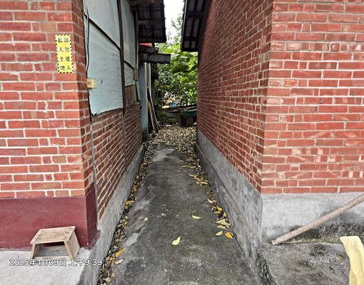 位於山腳路及中南路二段交叉口附近 - Image 10