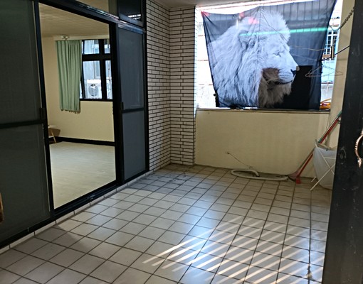 捷運頂加大兩房一大廳一廚一衛大陽台 - Image 10